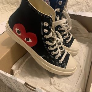 Comme Des Garçons Play